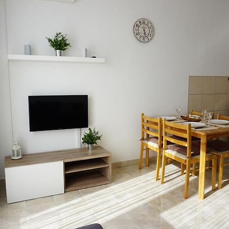 Apartment Jelena Fažana Εξωτερικό φωτογραφία