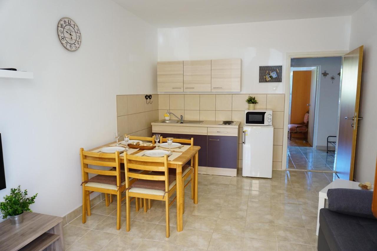 Apartment Jelena Fažana Εξωτερικό φωτογραφία